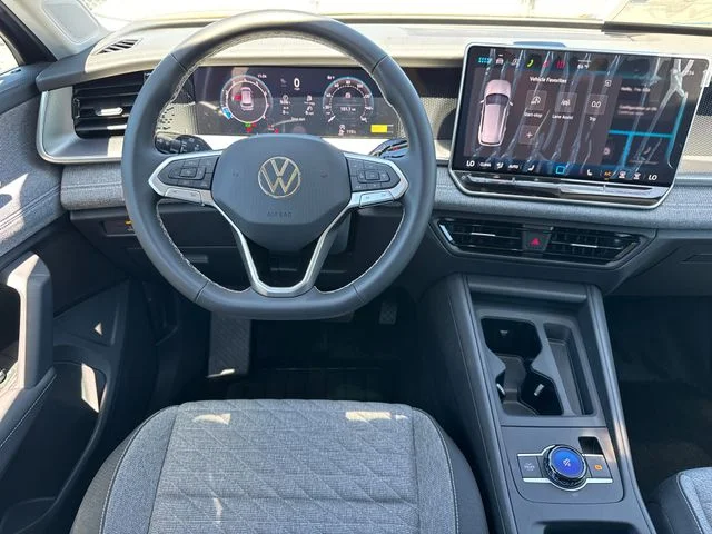 New 2026 Platinum Gray Metallic Volkswagen 2.0T S image 28