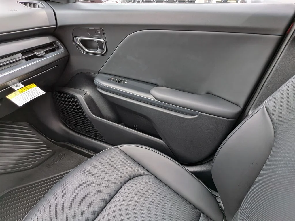 New 2026 Currant Red Kia EX image 39