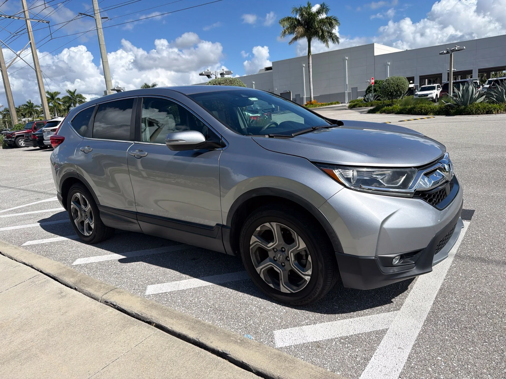 Used 2019 Lunar Silver Metallic Honda EX-L image 14