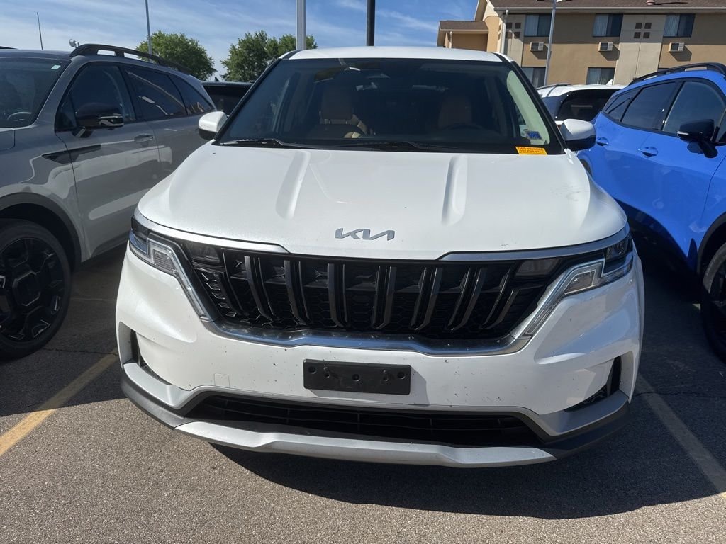 2022 Kia Sedona LX Seat Pkg's photo