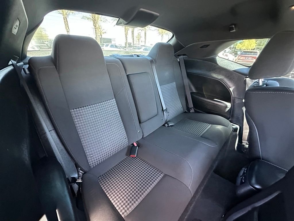 Used 2022  Dodge R/T image 18