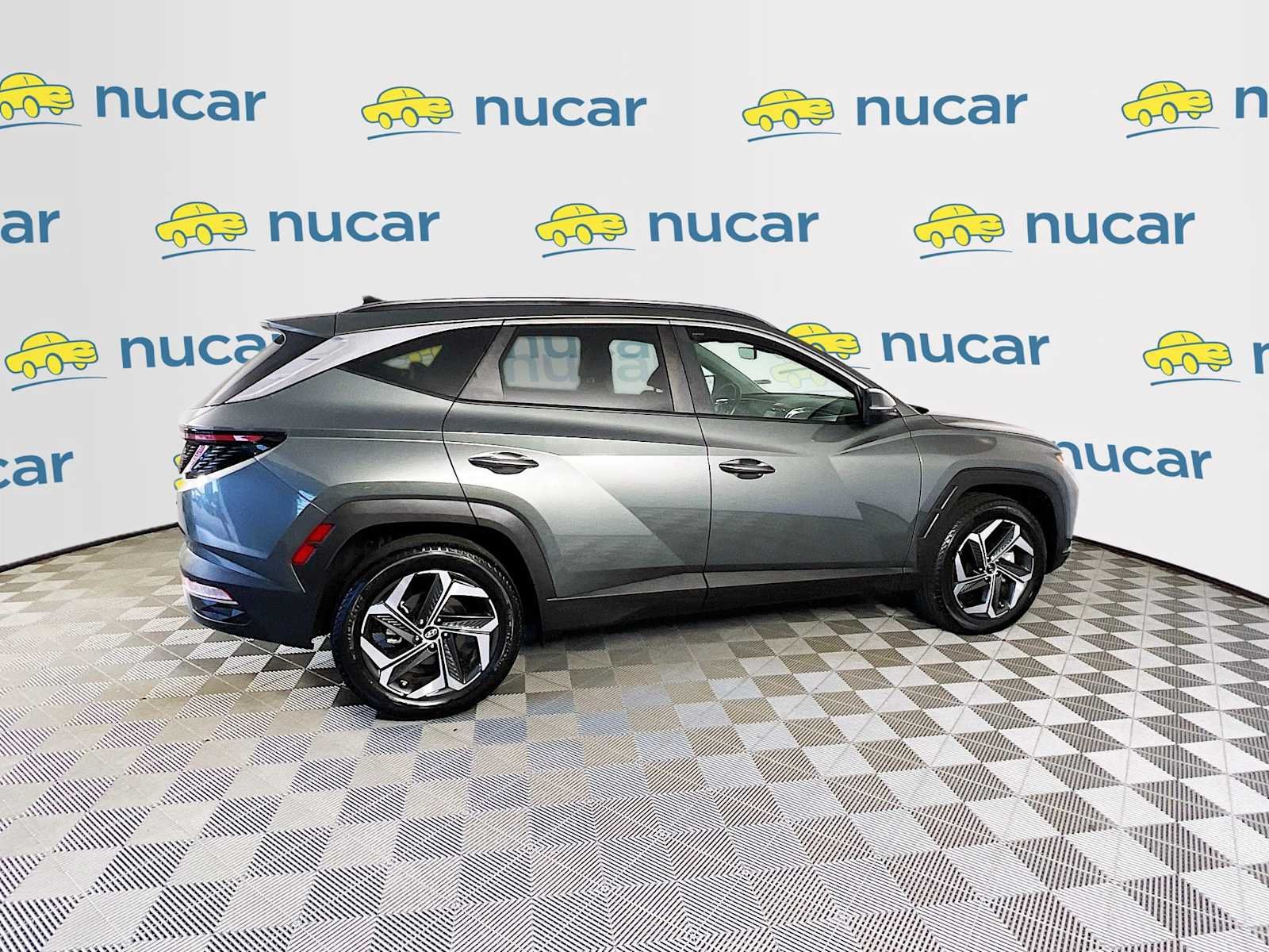 Used 2023 Amazon Gray Hyundai SEL image 8