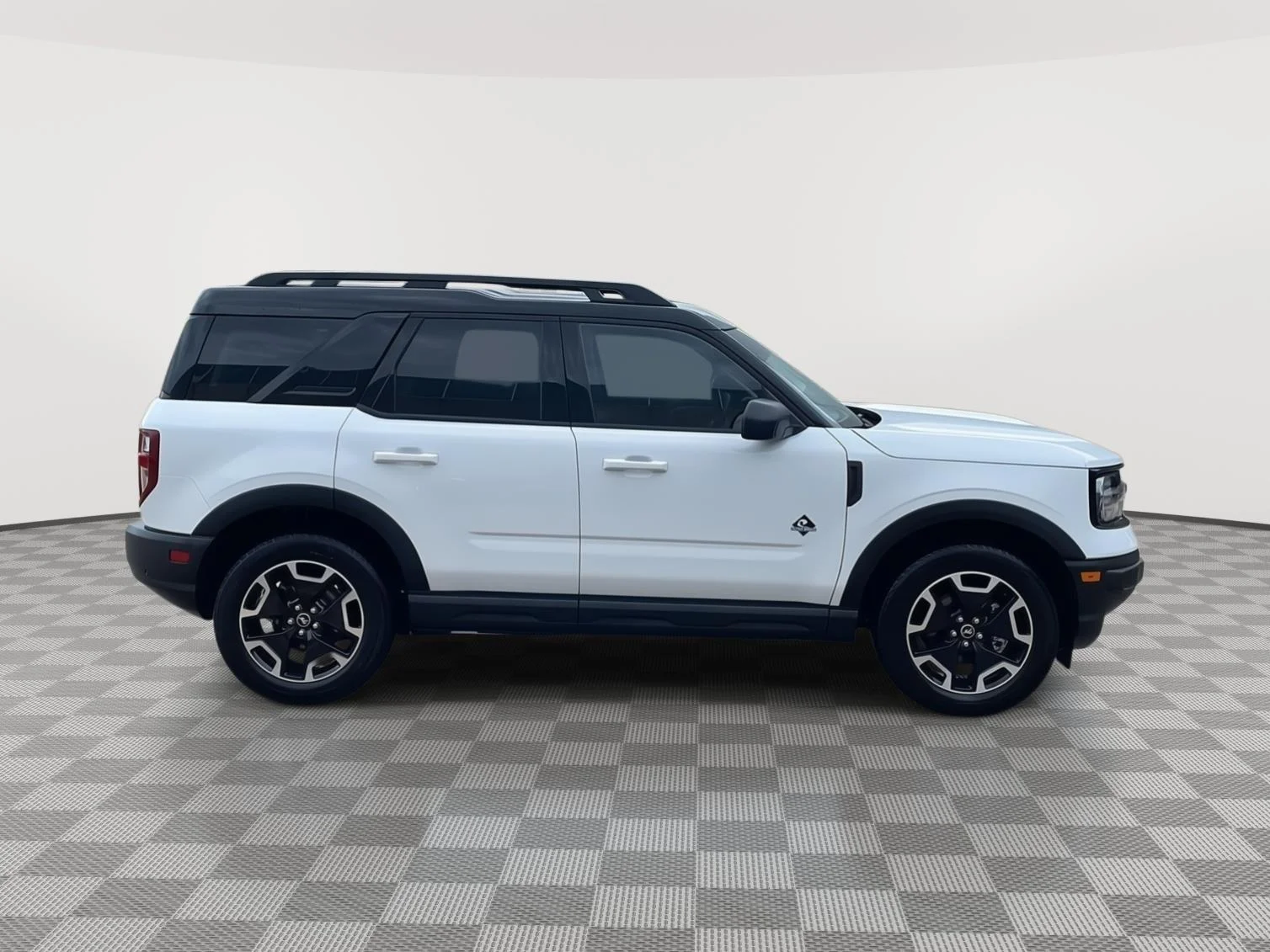 Certified Used 2023 Oxford White Ford Outer Banks image 8
