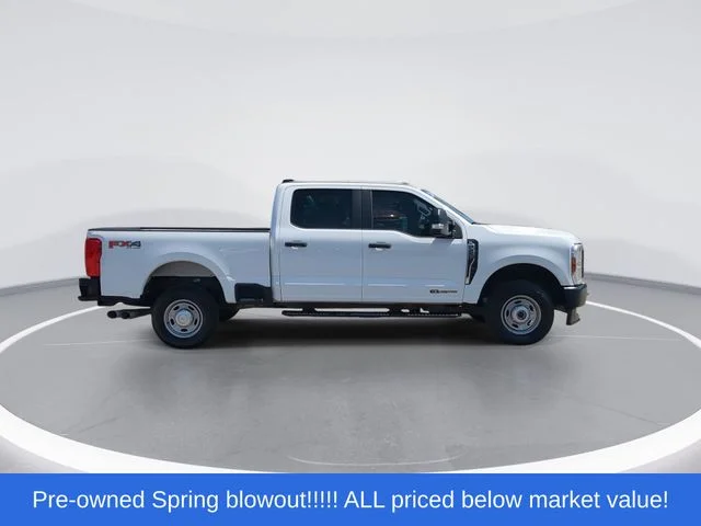 Used 2024 White Ford XL image 9