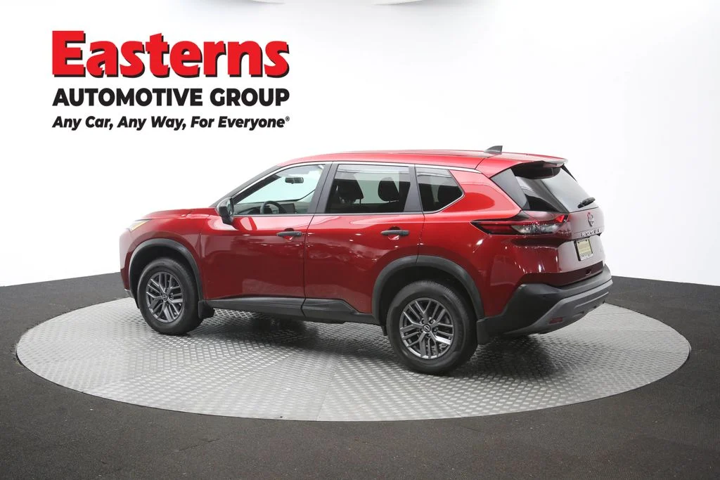 Used 2023 Red Nissan S image 64