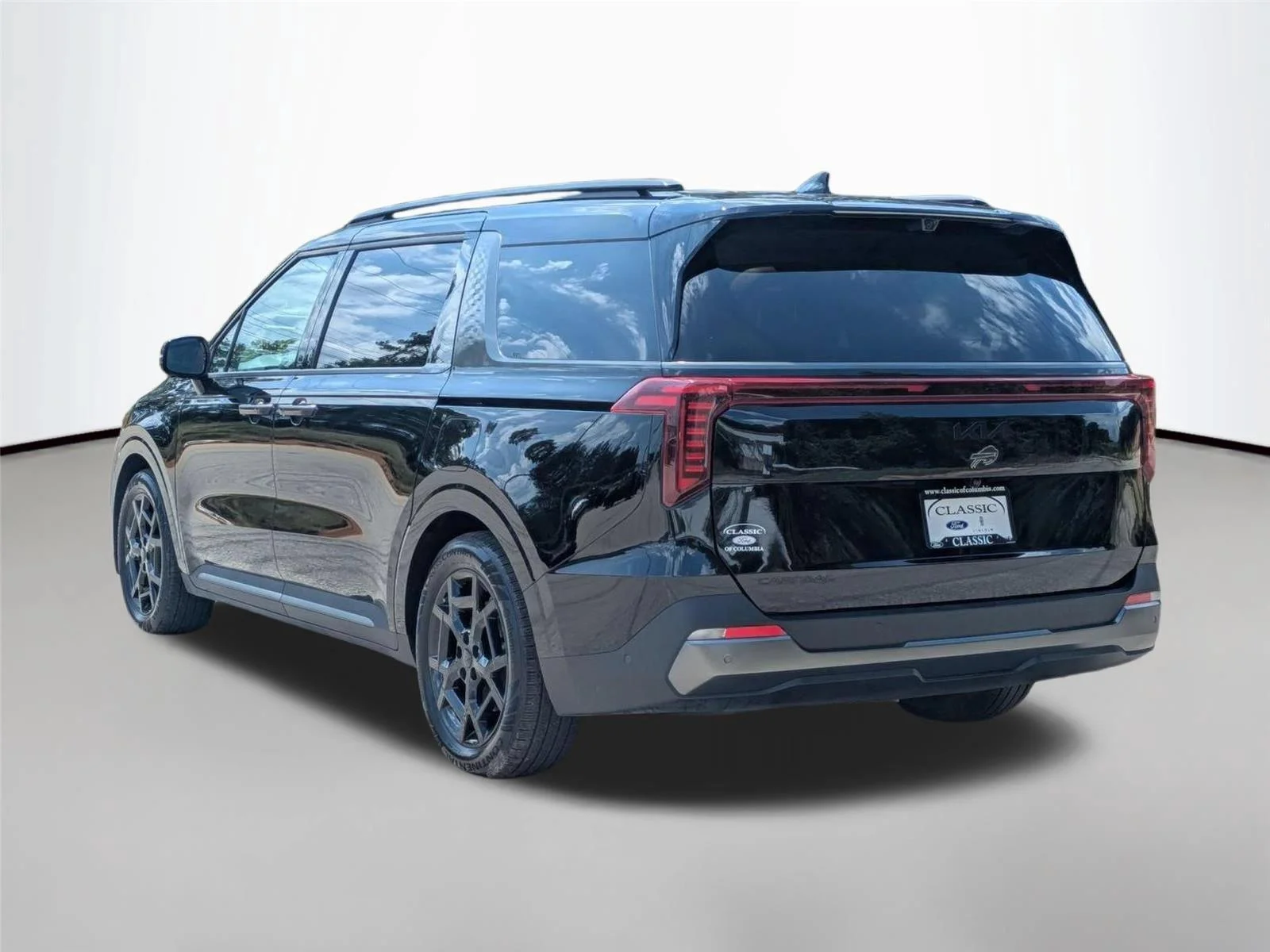 Used 2025 Aurora Black Pearl Kia SX Prestige image 7