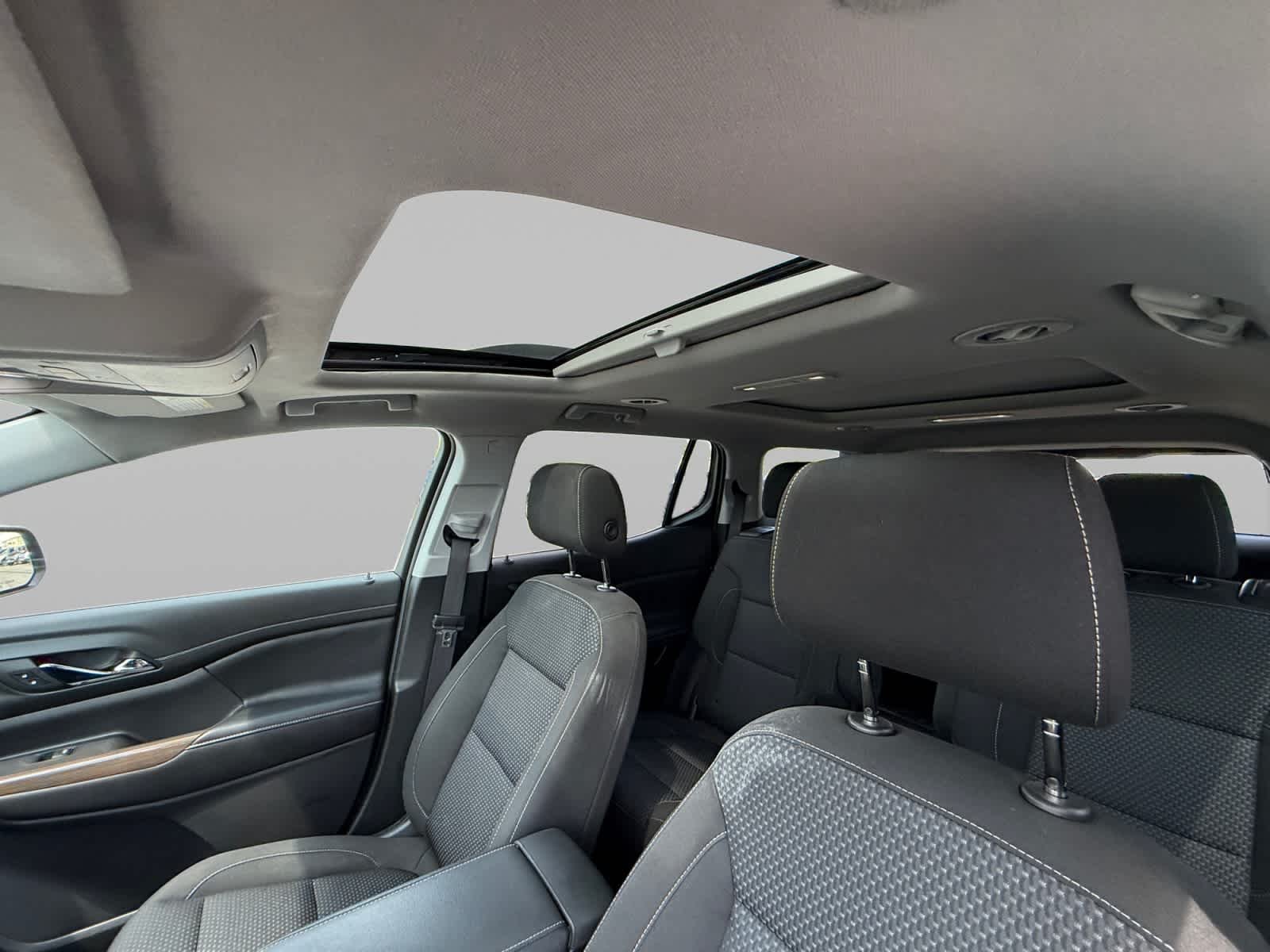 2023 GMC Acadia SLE - Photo 12