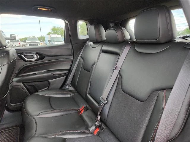 Used 2025 White Jeep Trailhawk 4x4 image 10