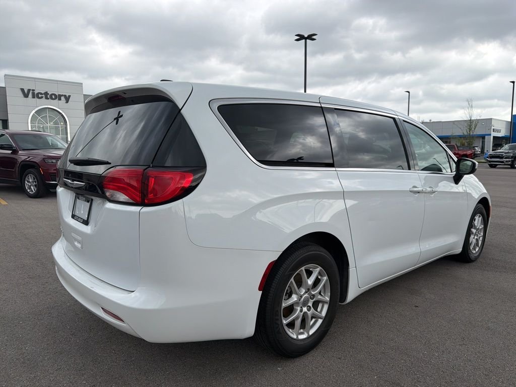 Used 2023 White Chrysler LX image 6