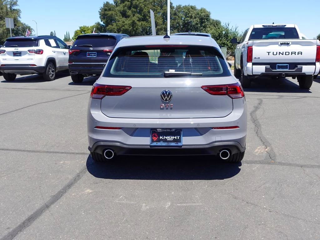 New 2026 Moonstone Gray Volkswagen SE image 8