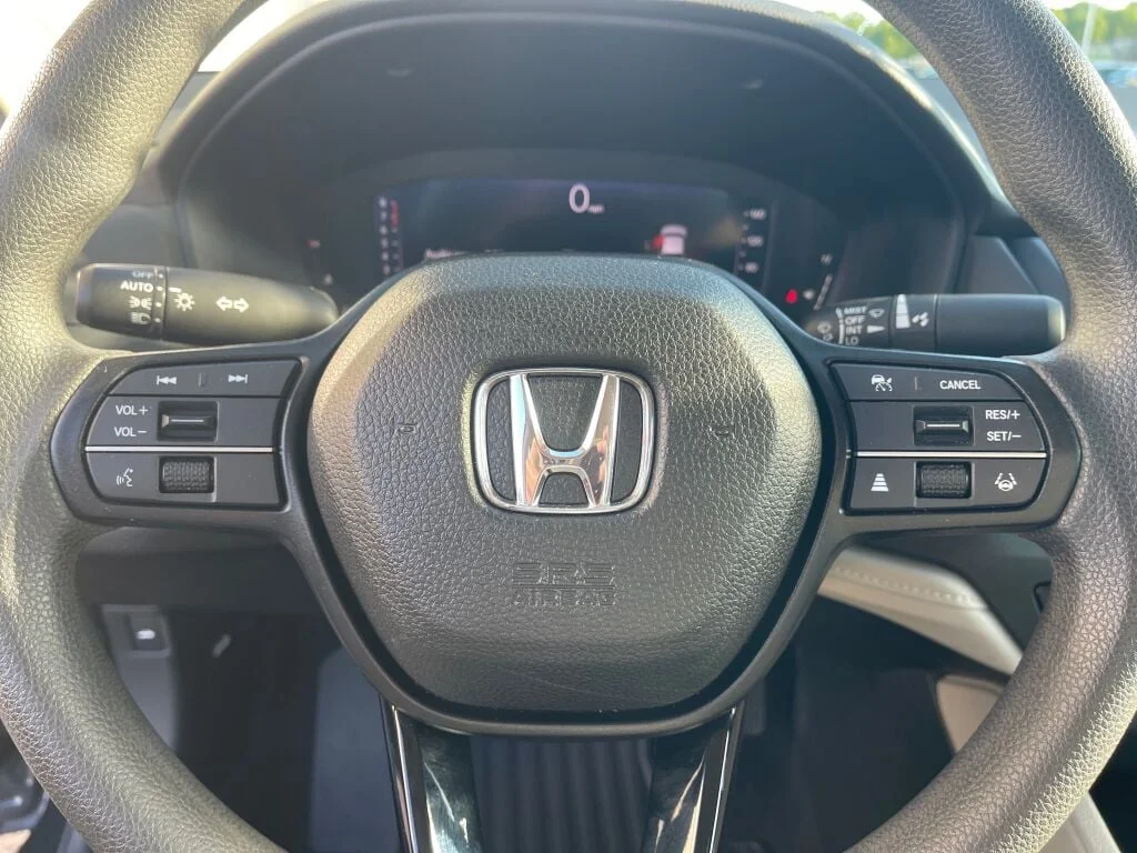 Used 2024 Meteorite Gray Metallic Honda LX image 15