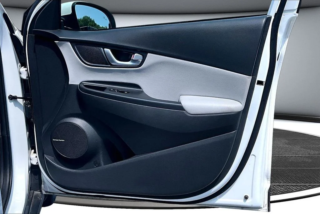 Certified Used 2023 White Hyundai Limited image 28