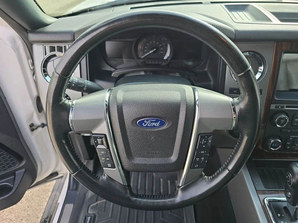 2016 Ford Expedition Platinum - Photo 11