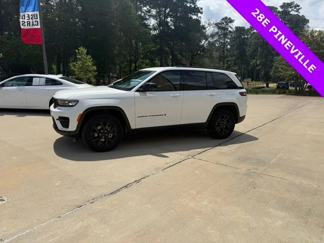 2024 Jeep Grand Cherokee Altitude 4x4's photo