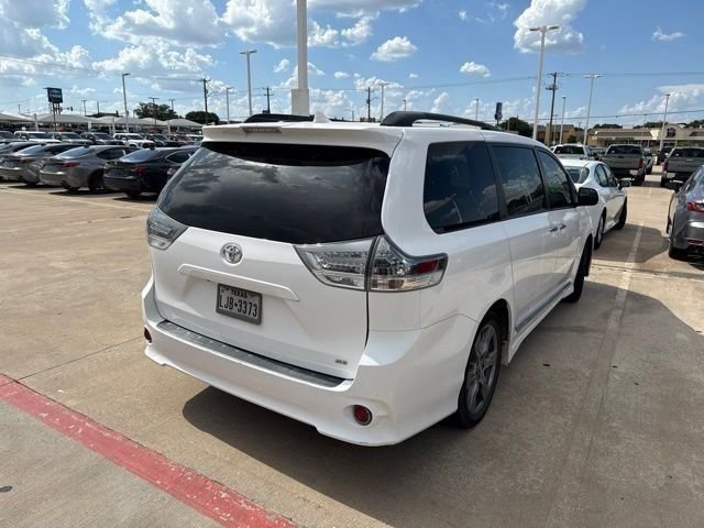Used 2018 White Toyota SE image 6