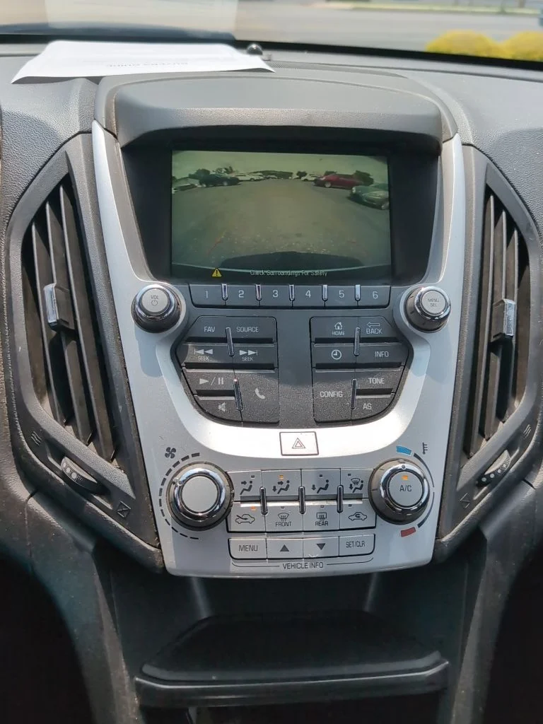 Used 2016 Silver Chevrolet LS image 12