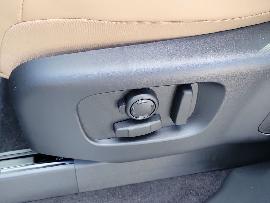 2025 Land Rover Discovery Dynamic SE - Photo 27