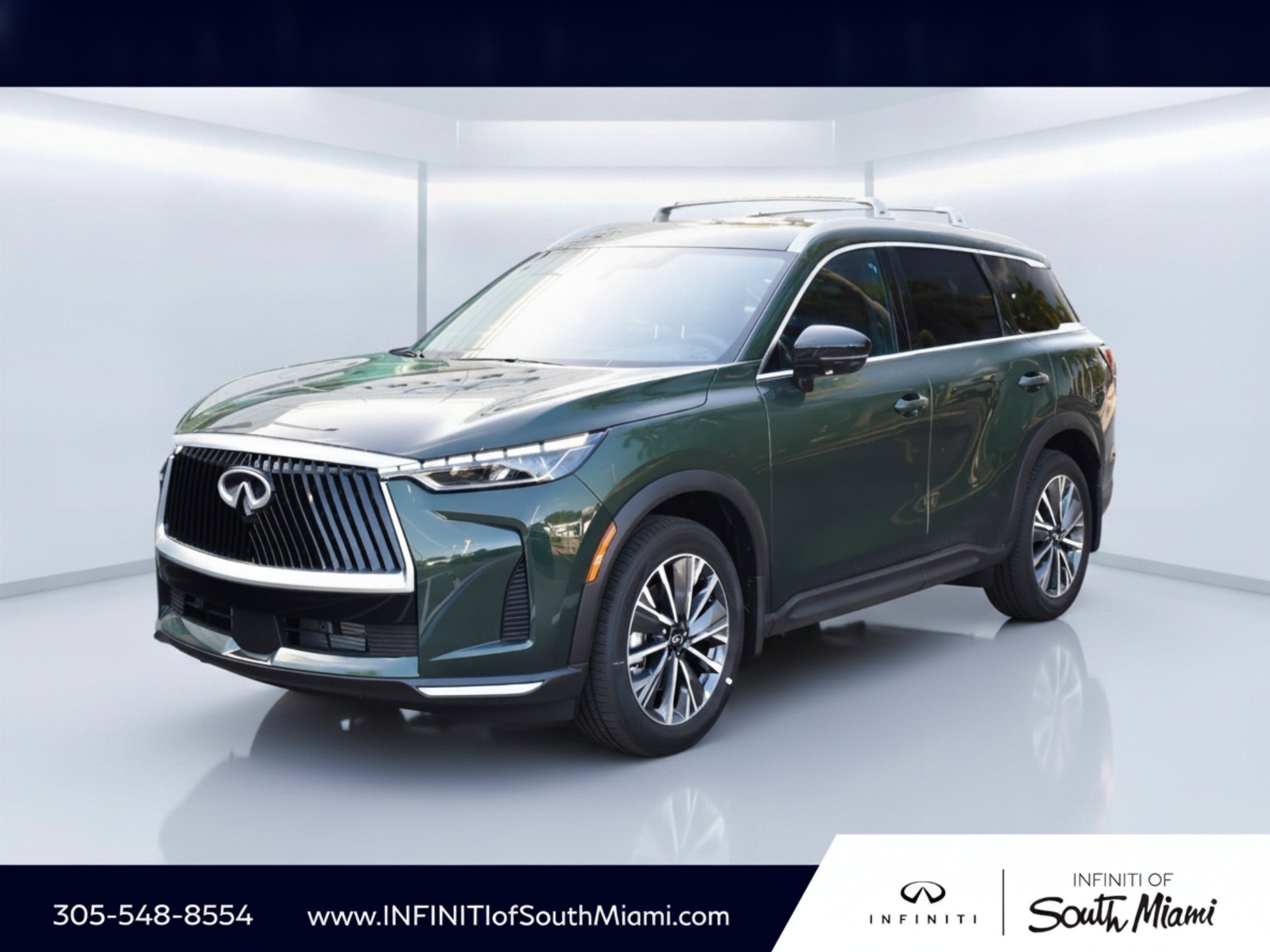 New 2027 DEEP EMERALD INFINITI Luxe FWD image 1