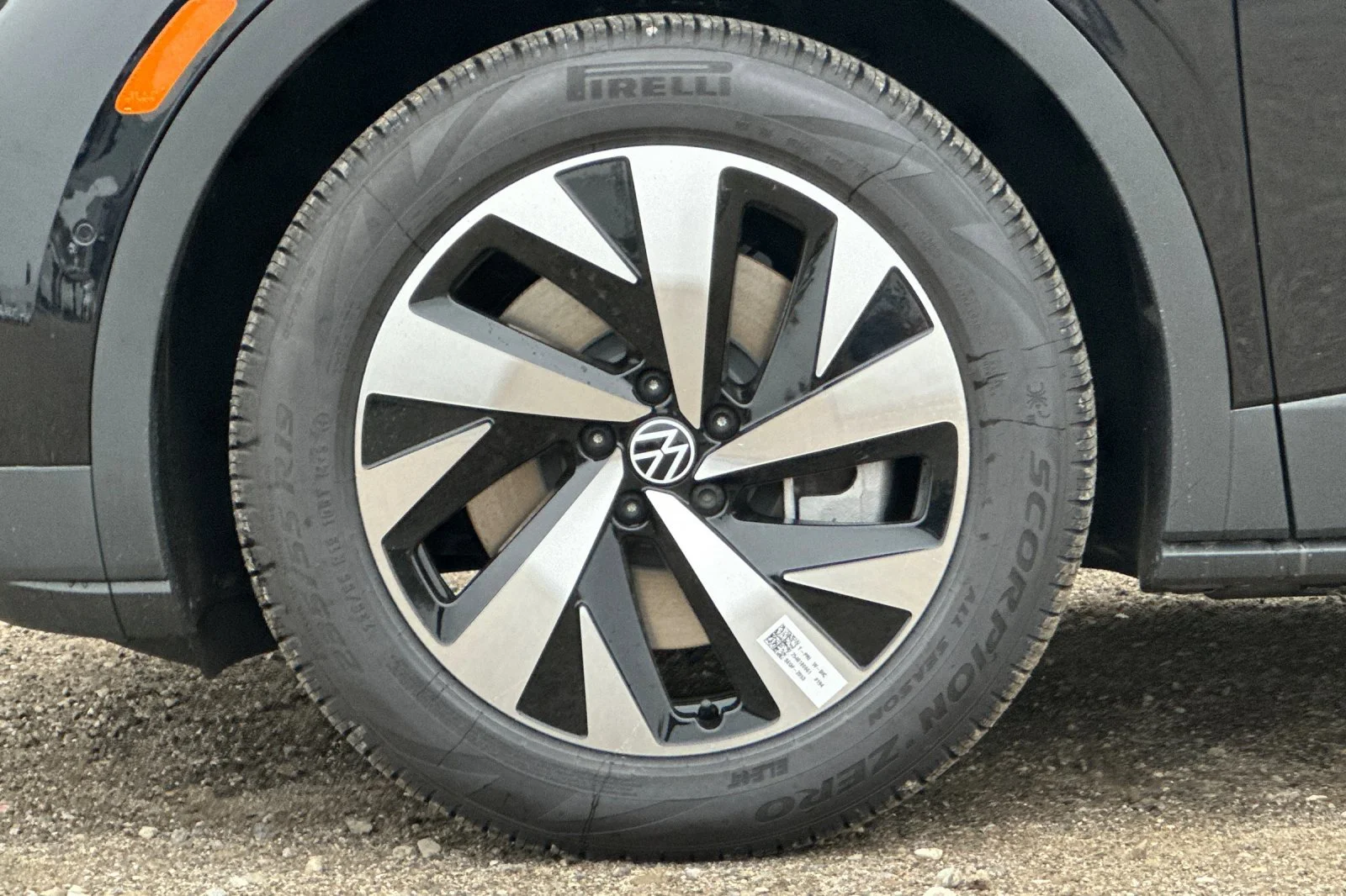 2025 Volkswagen ID.4 PRO - Photo 25