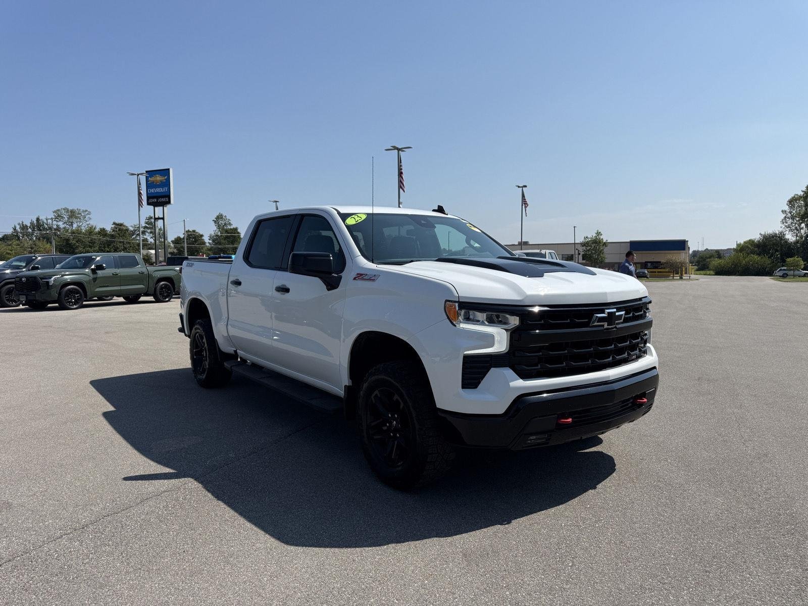 Used 2023 Summit White Chevrolet LT Trail Boss image 13