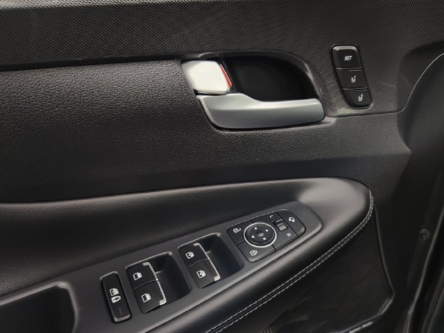 2023 Hyundai Santa Fe Limited HEV - Photo 12