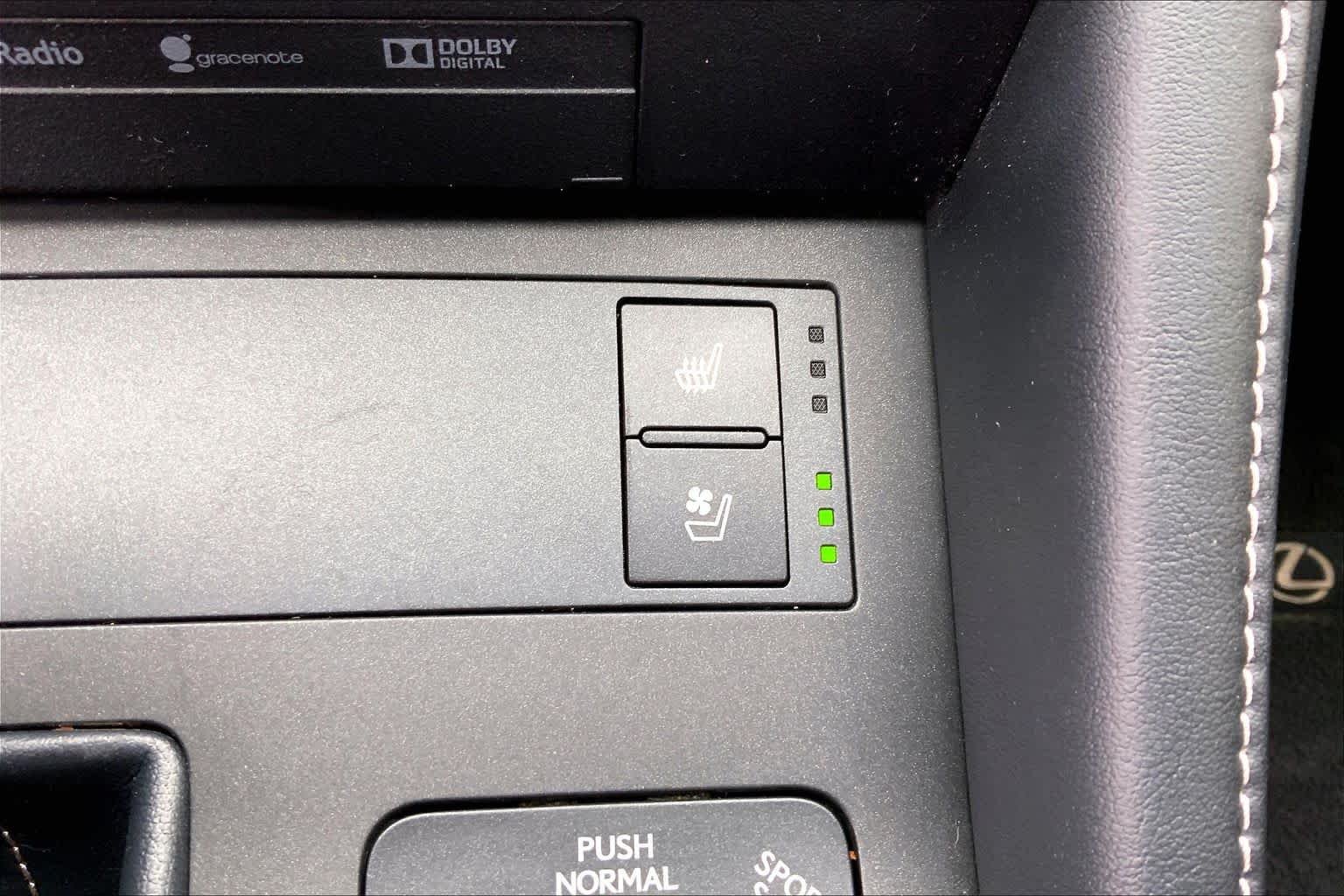 Used 2015 Obsidian Lexus  image 35