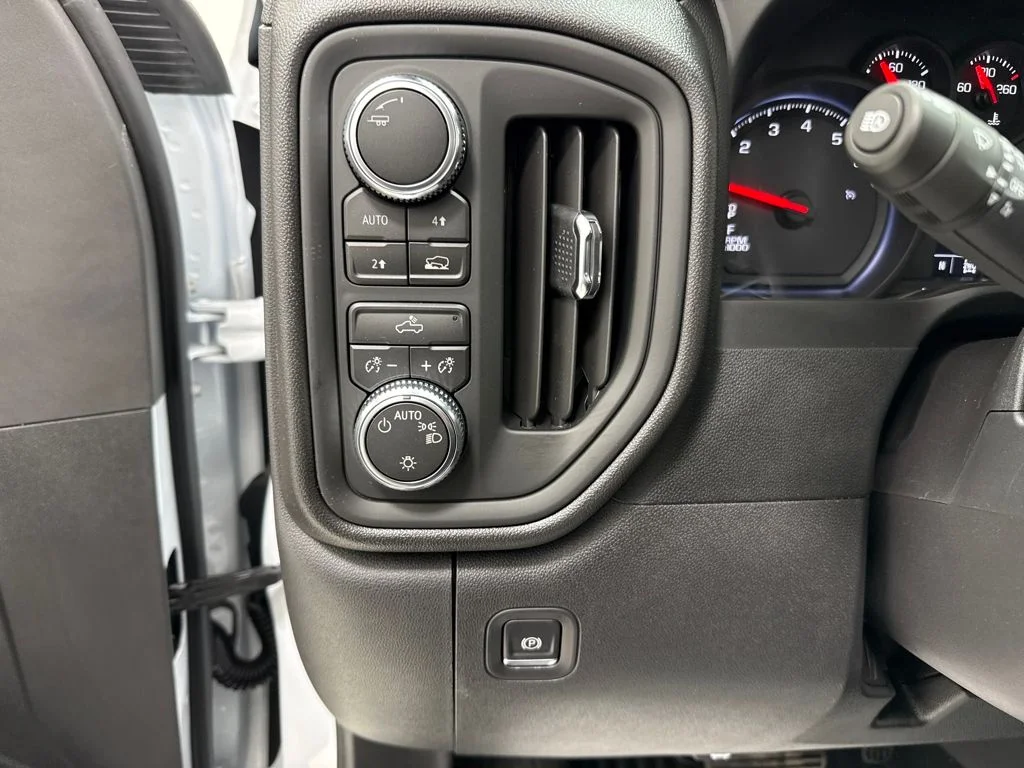New 2026 White GMC Pro image 15