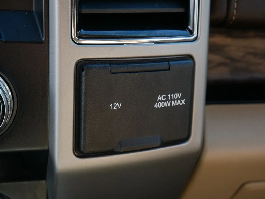 Used 2019 Silver Ford Lariat image 25
