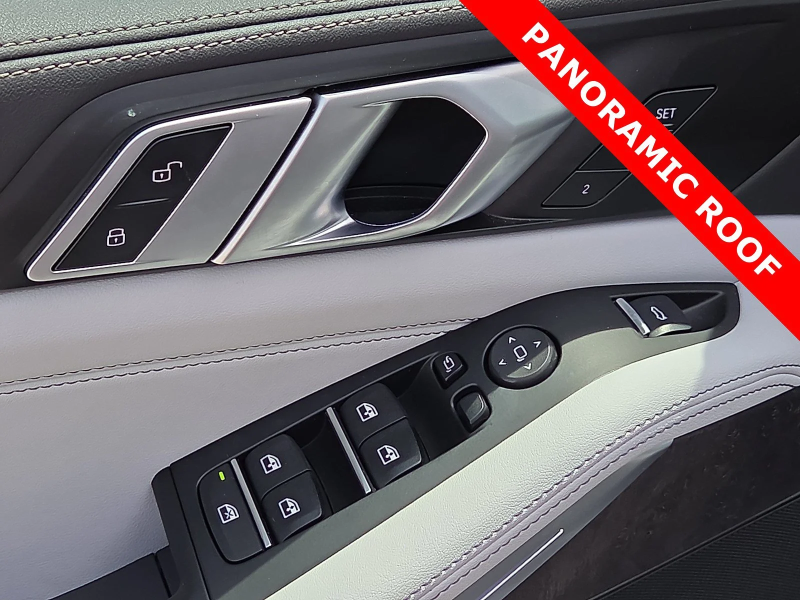Used 2025 Skyscraper Grey Metallic BMW xDrive40i image 13