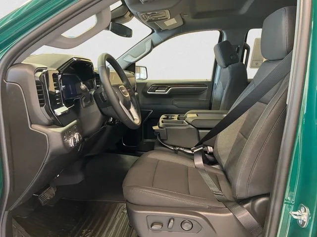 New 2026 Special Exterior Color GMC SLE image 10