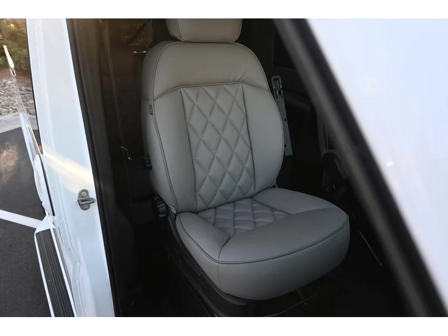 New 2025 WHITE Ram SLT Mobility Handicap Van image 15