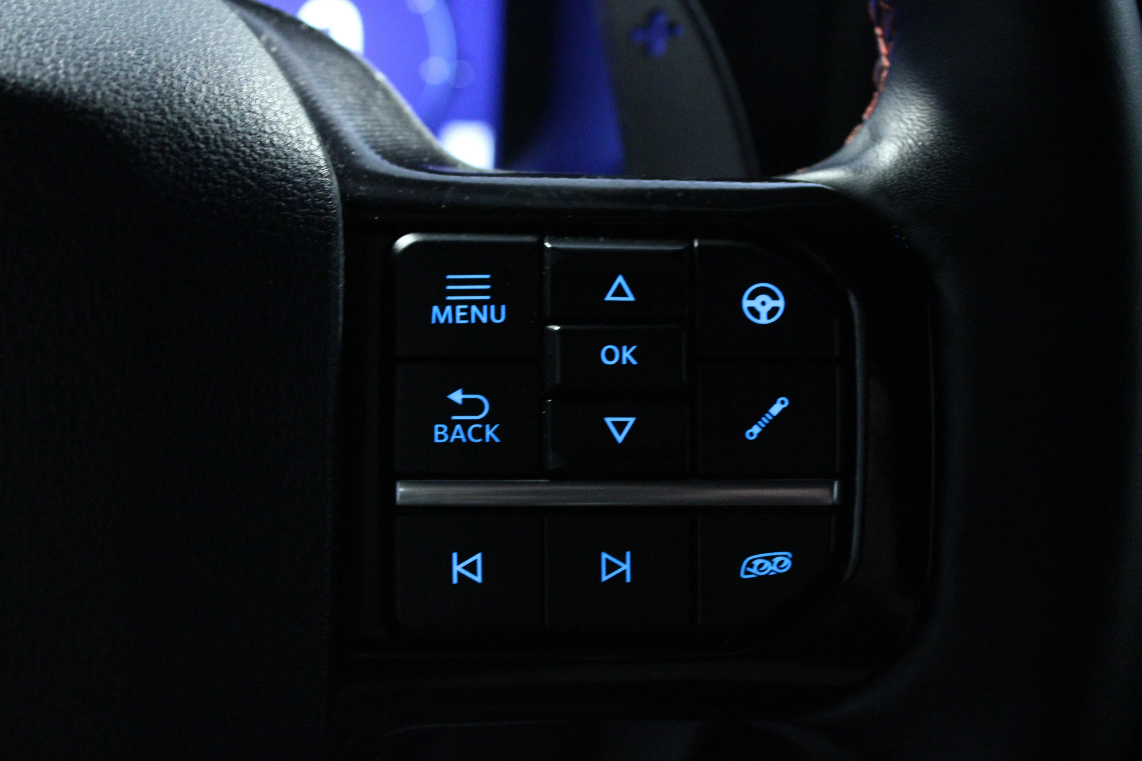 Used 2024 Gray Metallic Ford Raptor image 22
