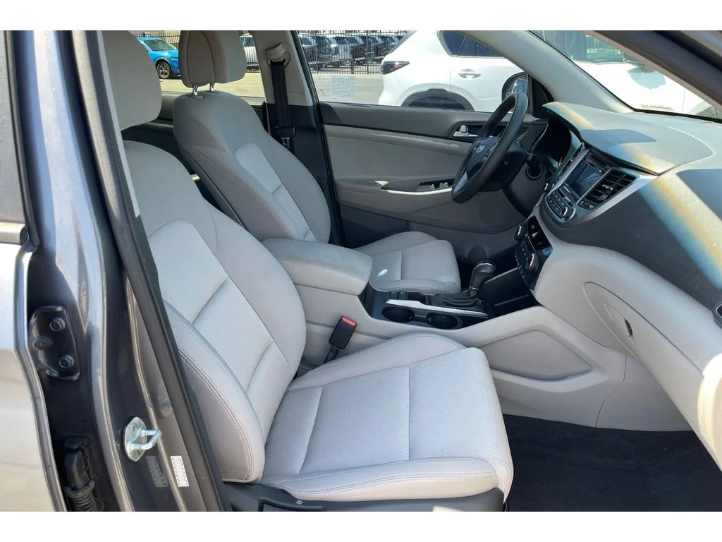 Used 2017 Coliseum Gray Hyundai Sport image 20