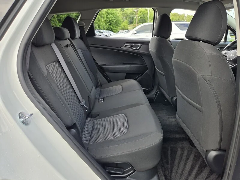 Used 2025 Snow White Pearl KIA LX image 16