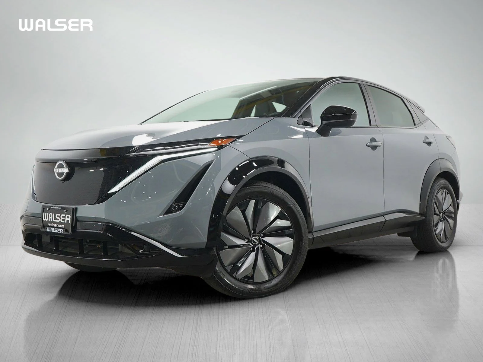 2025 Nissan Ariya Engage+ AWD's photo