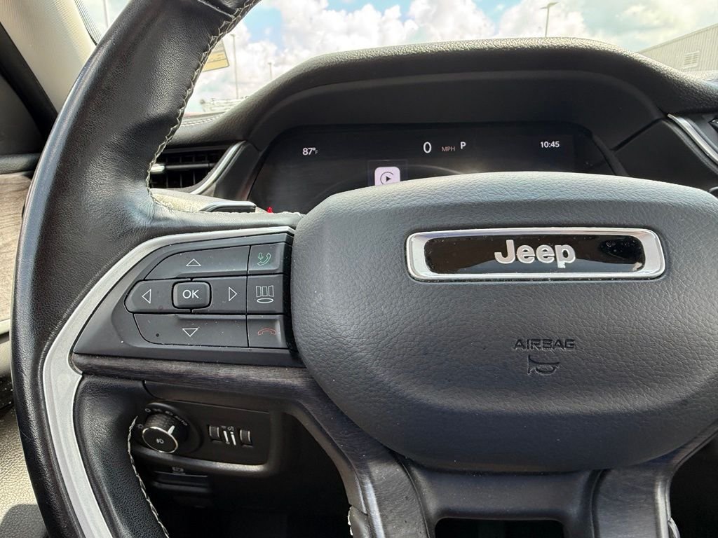 Used 2021 Silver Zynith Jeep Limited image 13