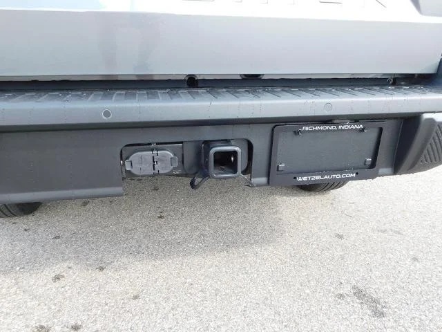 New 2026 Carbonized Gray Metallic Ford XLT image 43