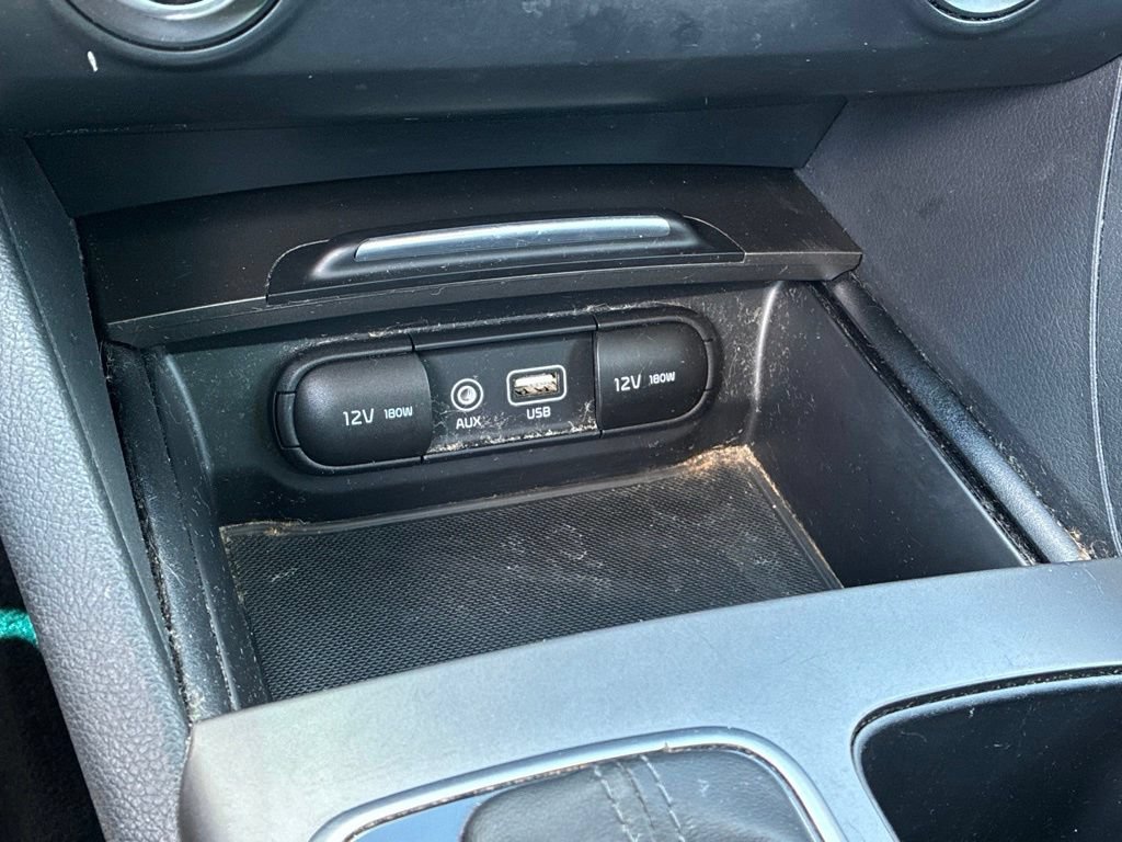 Used 2019 Horizon Blue Kia LX image 34