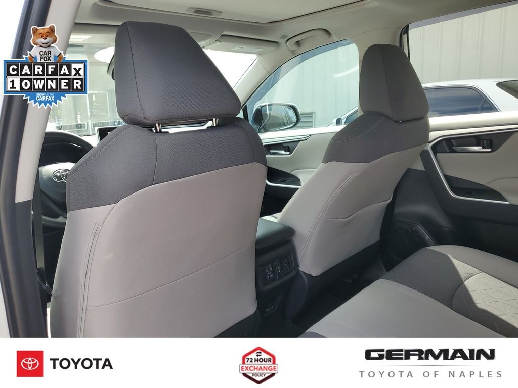 Used 2025 White Toyota XLE image 22