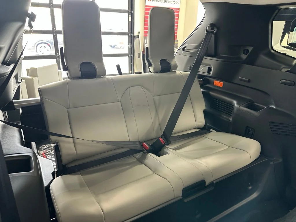 2025 Mitsubishi Outlander Plug-in Hybrid Platinum Edition - Photo 30