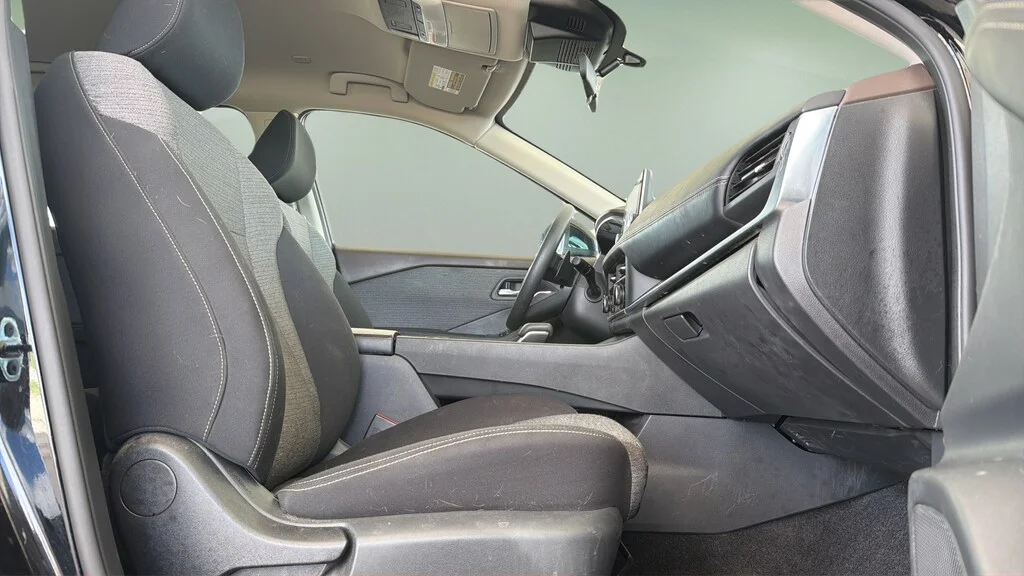 Certified Used 2023 Super Black Nissan SV image 11