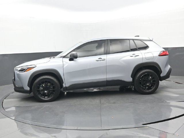 Used 2023 Sonic Silver Toyota L image 22