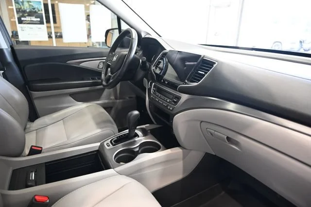 Used 2020 Gray Honda 2WD EX-L image 13