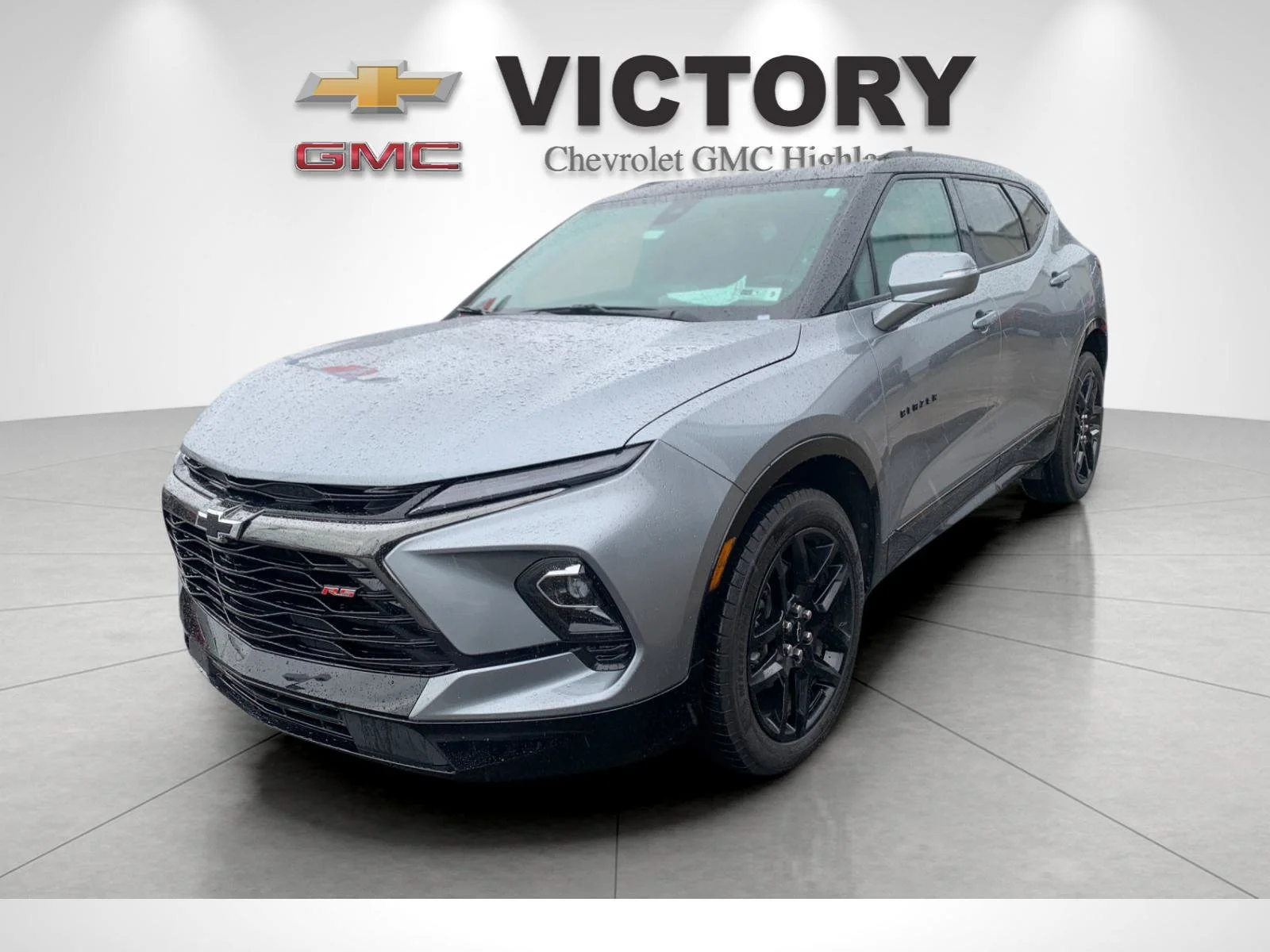 Used 2025 Sterling Gray Metallic Chevrolet RS image 7
