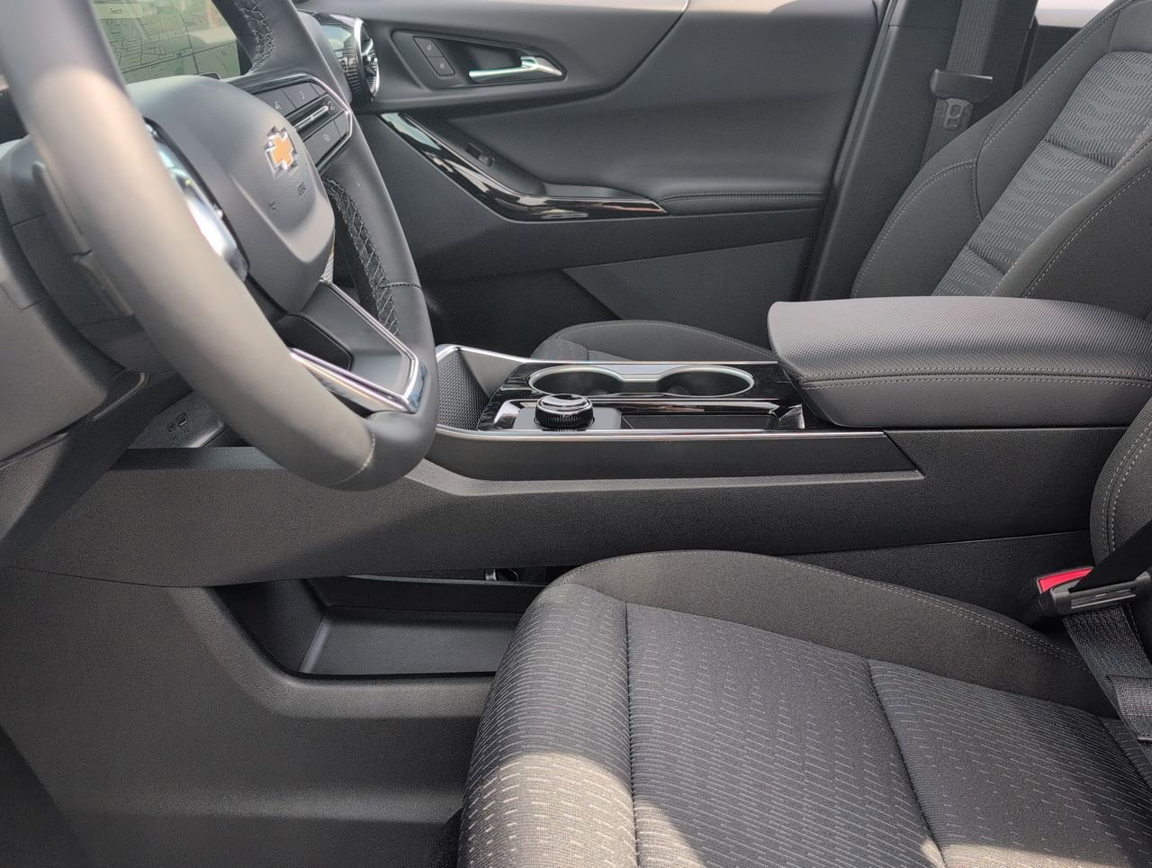 2026 Chevrolet Equinox LT - Photo 19
