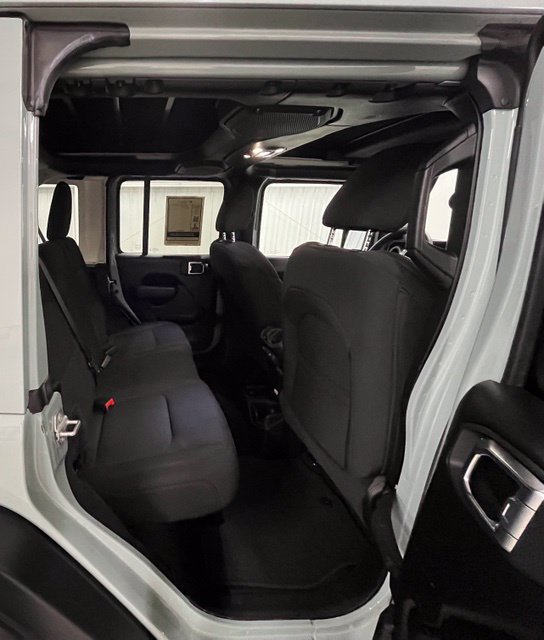 Used 2023 Silver Jeep Sport S image 20