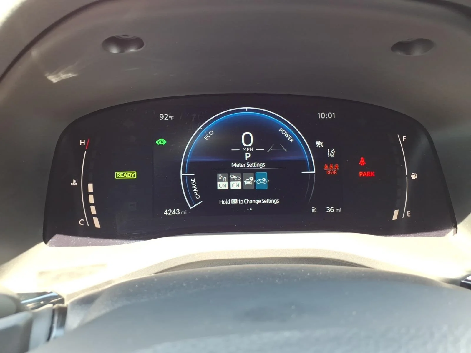 2025 Toyota Camry SE - Photo 22