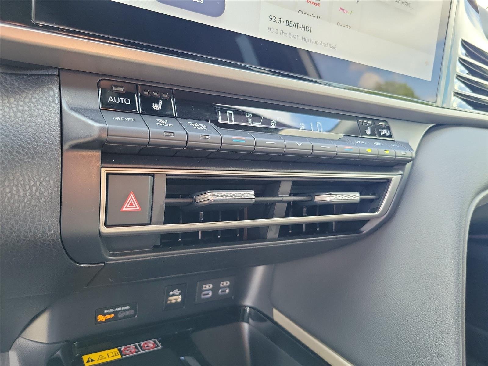 Used 2026 Wind Chill Pearl Toyota XSE image 30