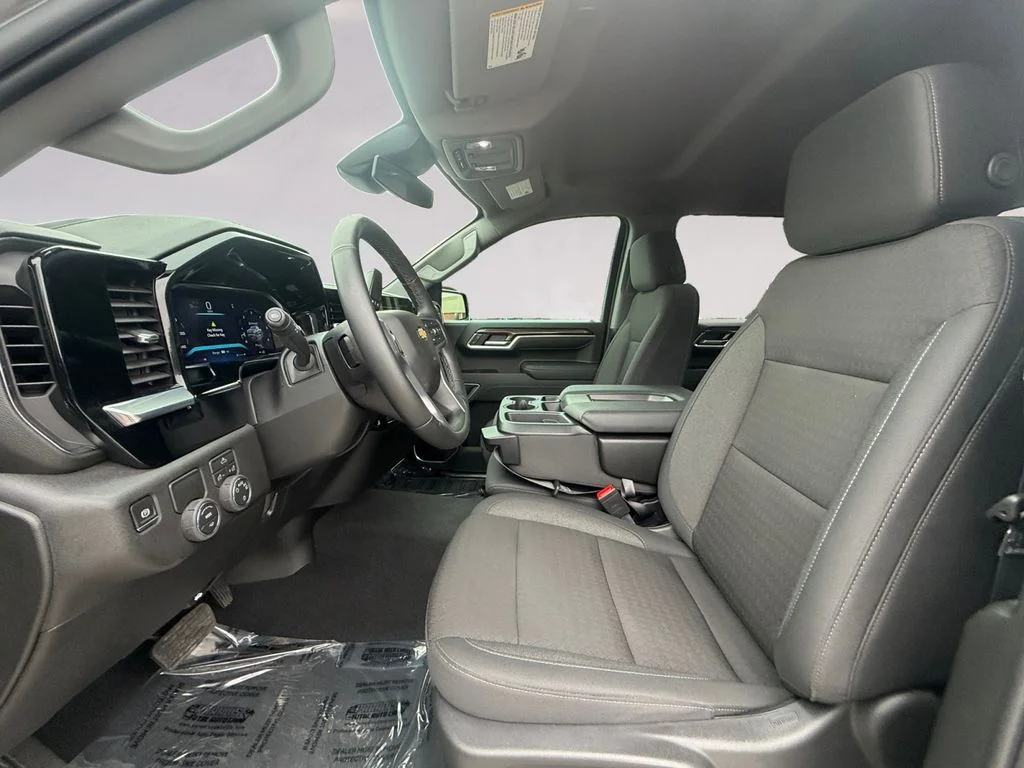 2026 Chevrolet Silverado 1500 LT - Photo 10