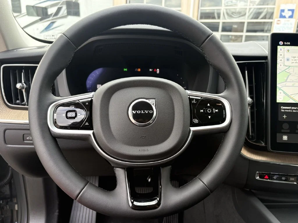 New 2026 Forest Lake Volvo Plus image 15